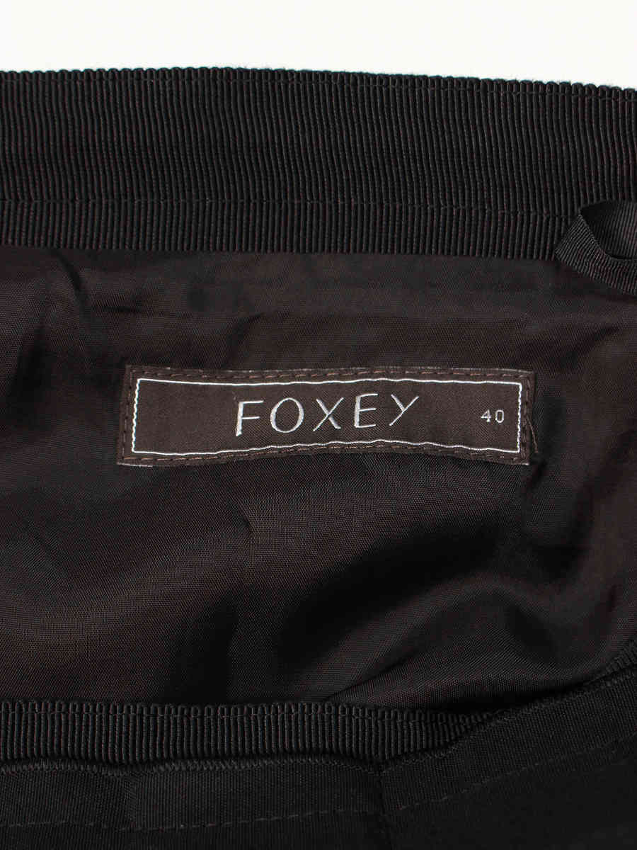 未使用品 FOXEY バロックカットワーク タックフレアスカート 刺繍