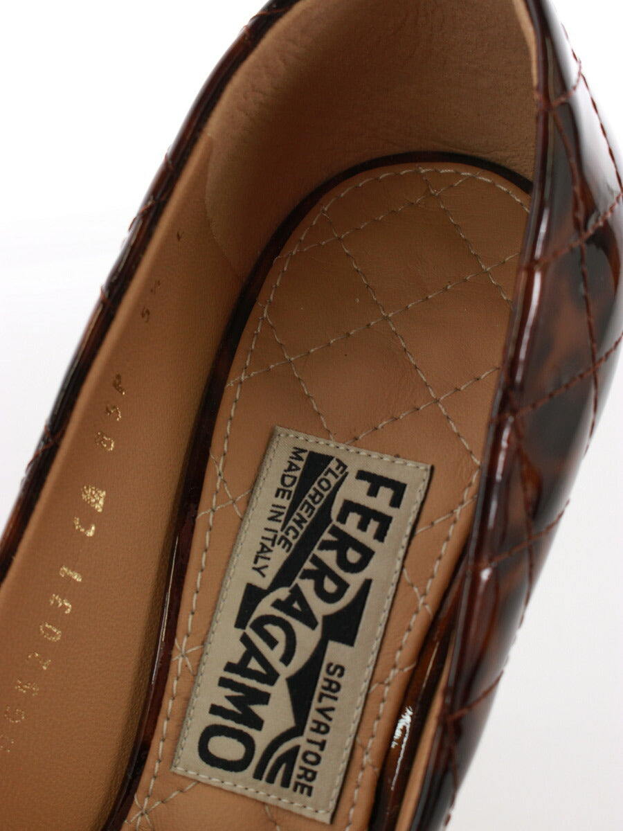 フェラガモ　靴　パンプス　シルバー　グリット　サイズ22.5cmヒール高さ0〜3cm