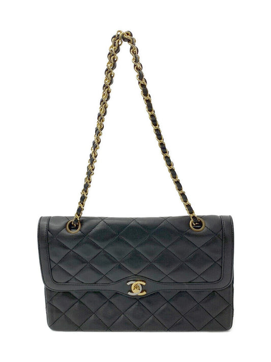 シャネル ショルダーバッグ マトラッセ28 Wフラップ パリ限定 ラムスキン