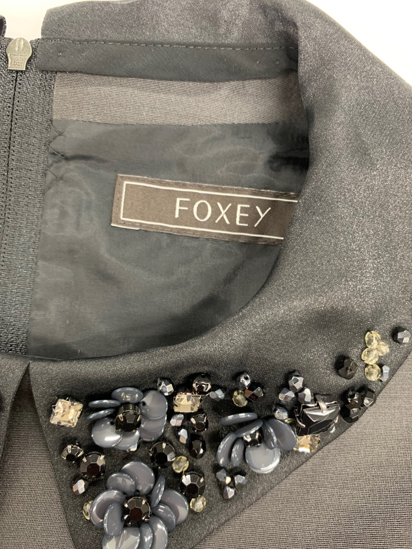 フォクシーブティック Dress Jewel Gray 37827 ワンピース 38 グレー ビジュー | 中古ブランド品 古着通販ビープライス